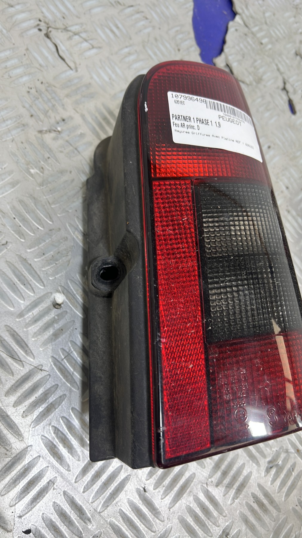 Feu arriere principal droit (feux) PEUGEOT PARTNER 1 PHASE 1 – 6351EC