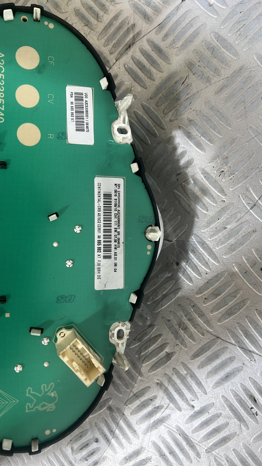 Compteur CITROEN C3 2 PHASE 1 – 96665882XT