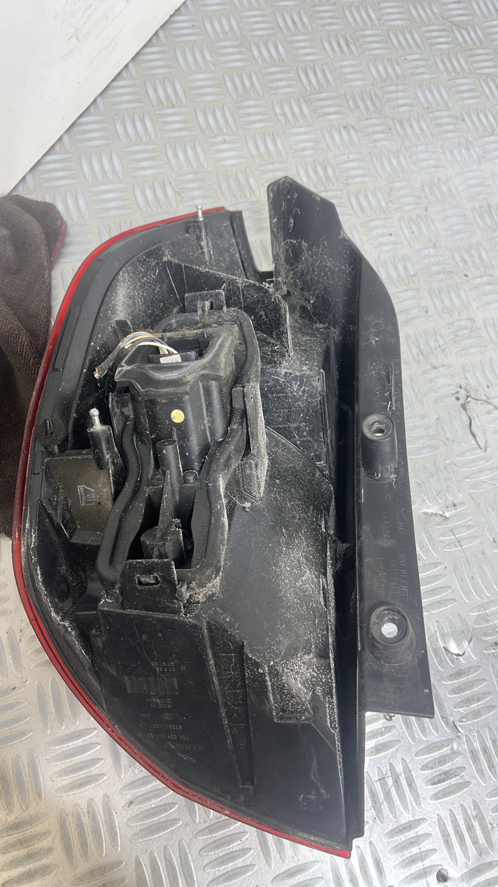 Feu arriere principal droit (feux) RENAULT GRAND SCENIC 2 PHASE 2 – 8200474327