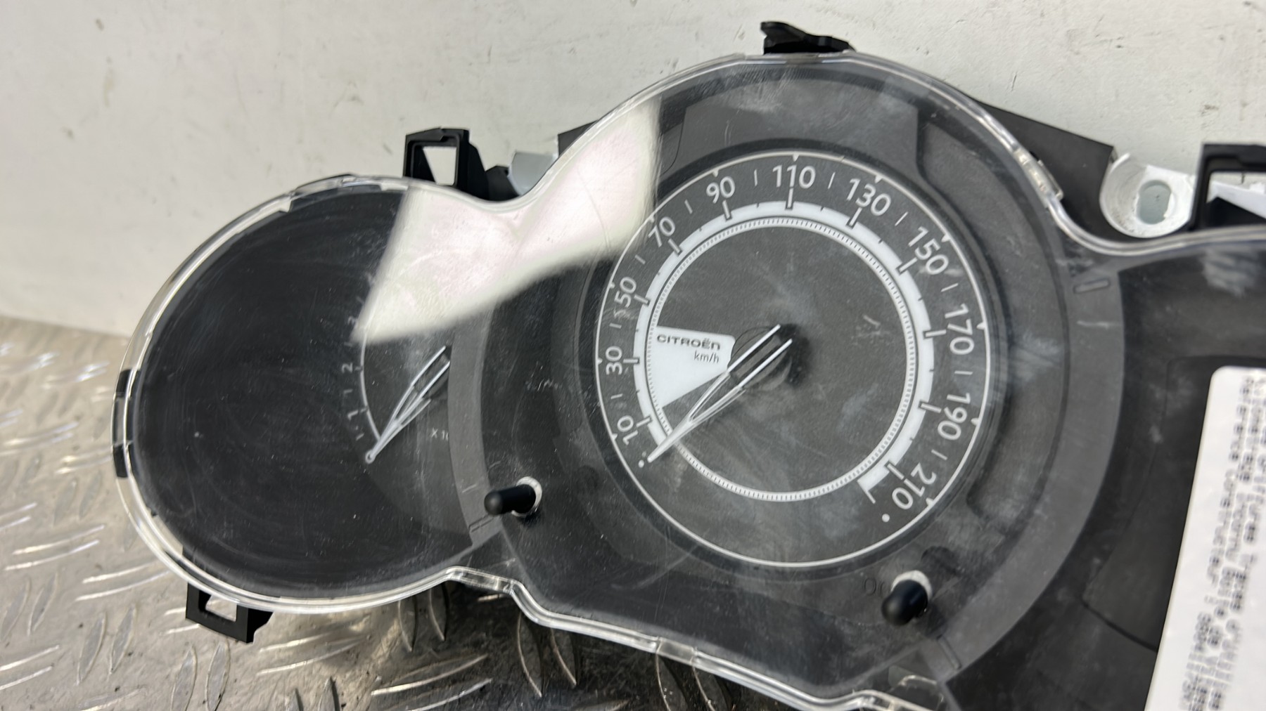 Compteur CITROEN C3 2 PHASE 2 – 98041179XT