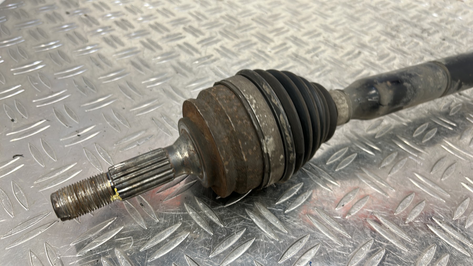 Cardan droit (transmission) CITROEN C3 2 PHASE 2 – 9801388680