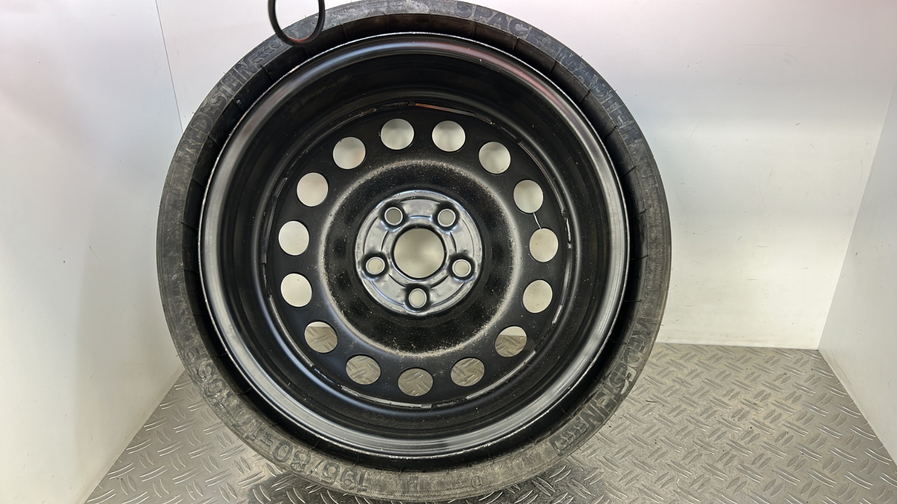 Roue de secours VOLKSWAGEN TOUAREG 1 PHASE 1 – 7L6601027B