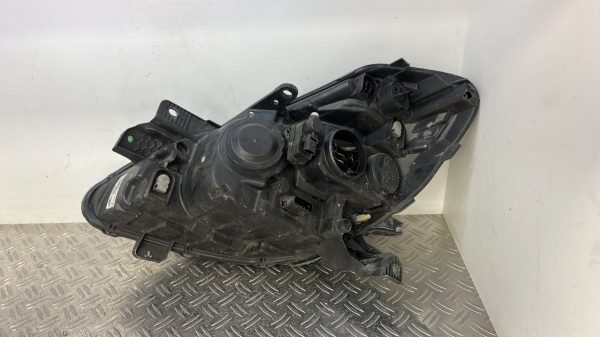 Optique avant principal droit (feux)(phare) RENAULT CLIO 3 PHASE 2 – 8200892498