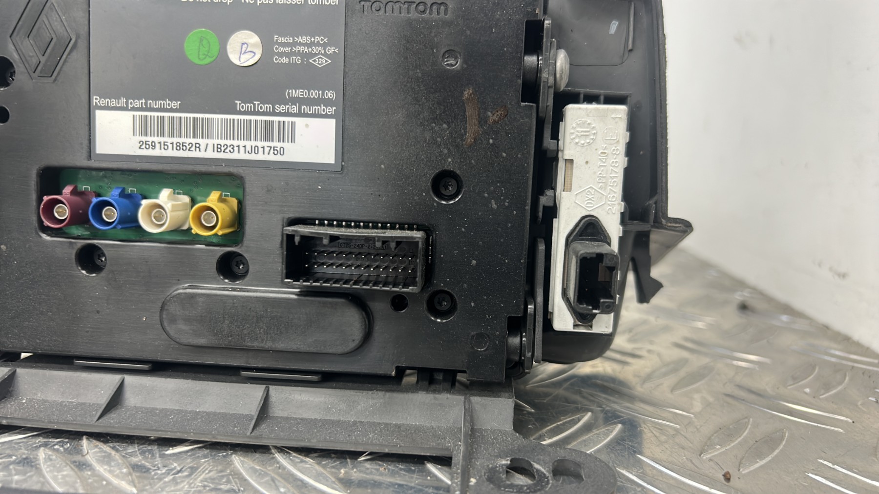 Ecran GPS RENAULT CLIO 3 PHASE 2 – 259151852R