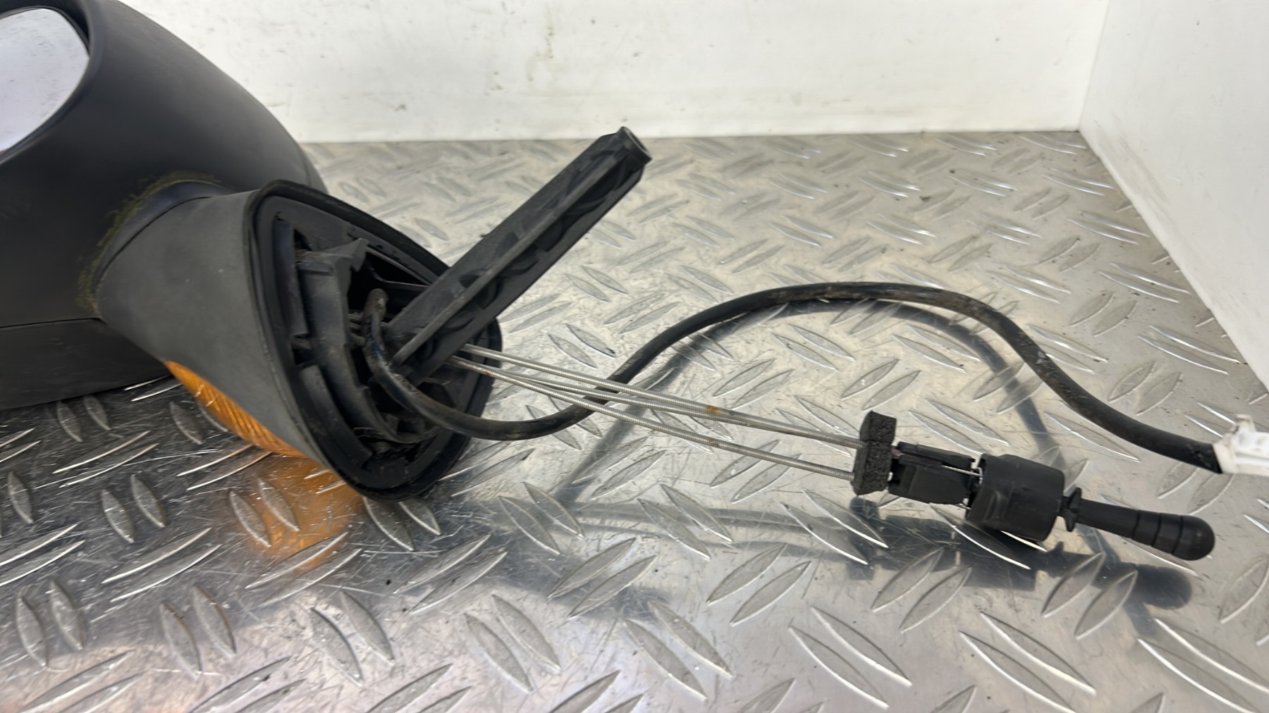 Retroviseur gauche RENAULT MODUS PHASE 1 – 7701065900