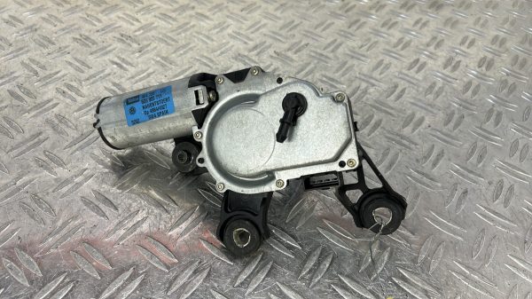 Moteur essuie glace arriere VOLKSWAGEN POLO 4 PHASE 1 – 6Q6955711