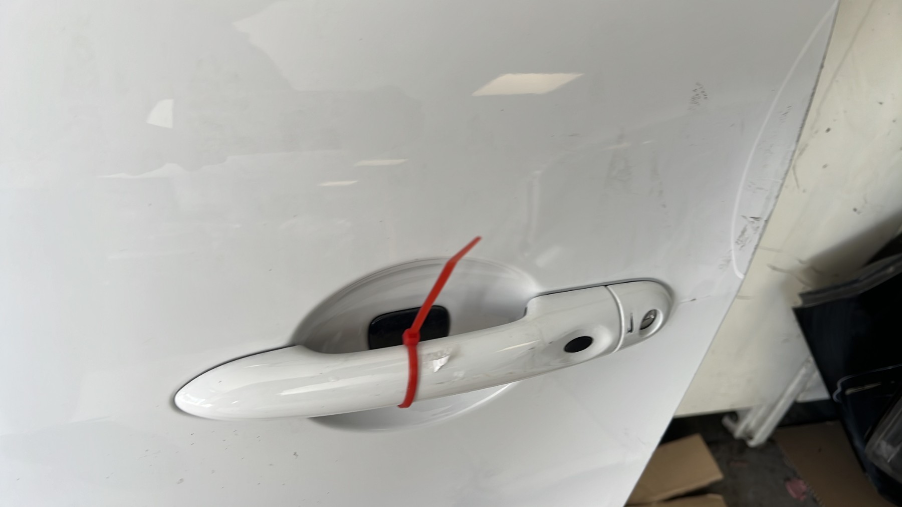 Porte avant gauche RENAULT SCENIC 3 PHASE 2 – 801014883R