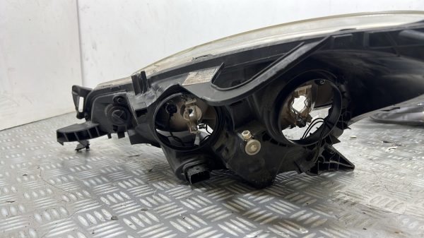 Optique avant principal droit (feux)(phare) CITROEN C3 2 – 9,67E+11