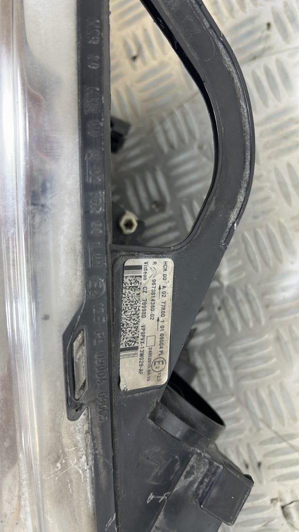 Optique avant principal droit (feux)(phare) CITROEN C3 2 – 9,67E+11