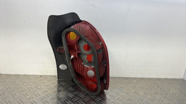 Feu arriere principal gauche (feux) RENAULT MODUS PHASE 1 – 8200538786