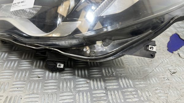 Optique avant principal gauche (feux)(phare) OPEL INSIGNIA 1 PHASE 1 BREAK – 39031207LH