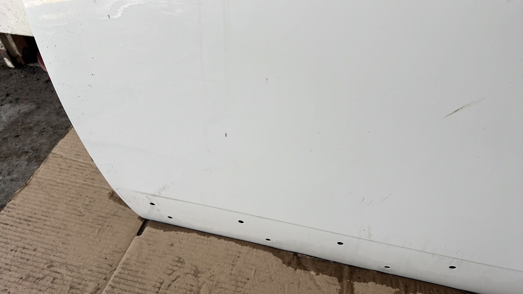 Porte avant gauche DACIA SANDERO 1 – 801011499R