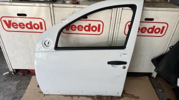 Porte avant gauche DACIA SANDERO 1 – 801011499R