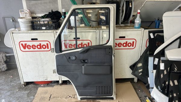 Porte avant droit PEUGEOT J5 PHASE 2 –