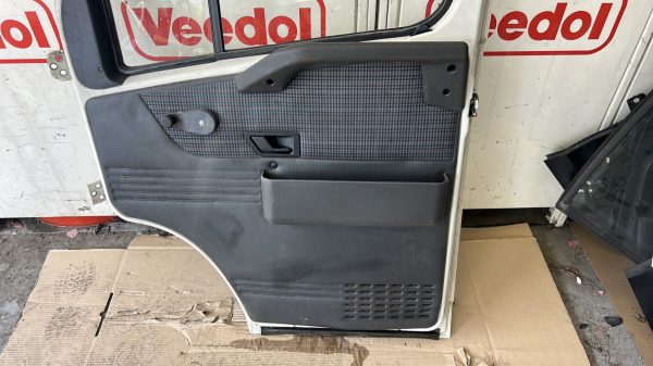 Porte avant droit PEUGEOT J5 PHASE 2 –