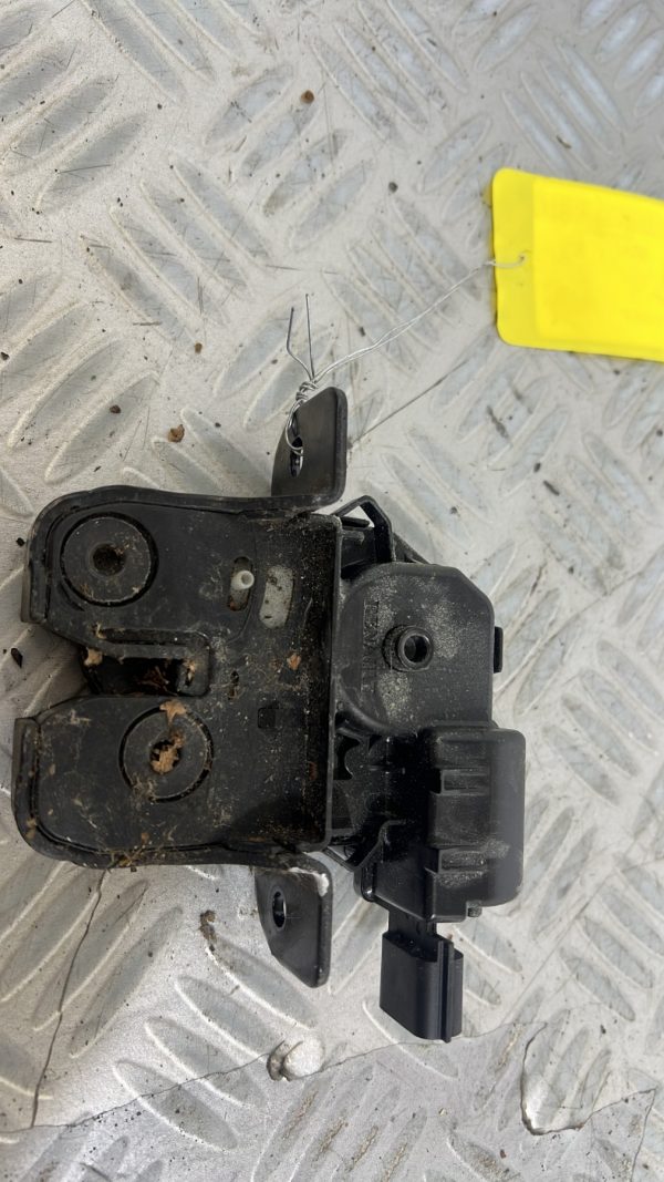 Serrure de coffre RENAULT SCENIC 3 PHASE 2 – 846300003R
