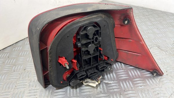 Feu arriere principal gauche (feux) VOLKSWAGEN GOLF 4 – 1J6945095Q