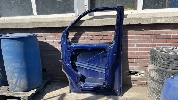Porte avant droit VOLKSWAGEN TRANSPORTER 5 PHASE 1 – 7LA831056B
