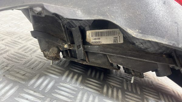 Feu arriere principal gauche (feux) OPEL CORSA D PHASE 2 – 13269050