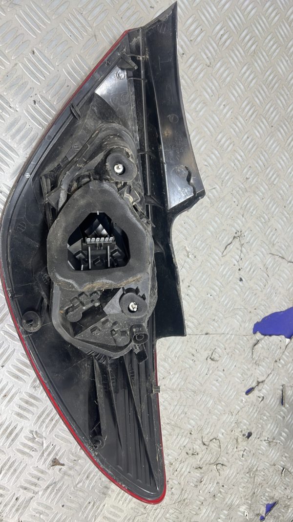 Feu arriere principal gauche (feux) OPEL CORSA D PHASE 2 – 13269050