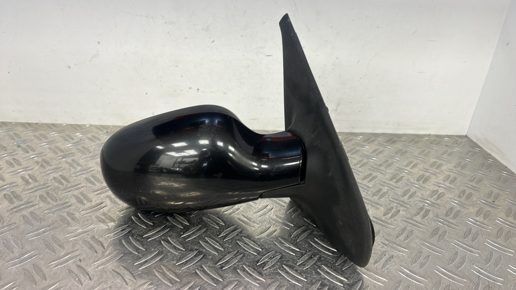 Retroviseur droit RENAULT CLIO 2 PHASE 2 – 7700435864