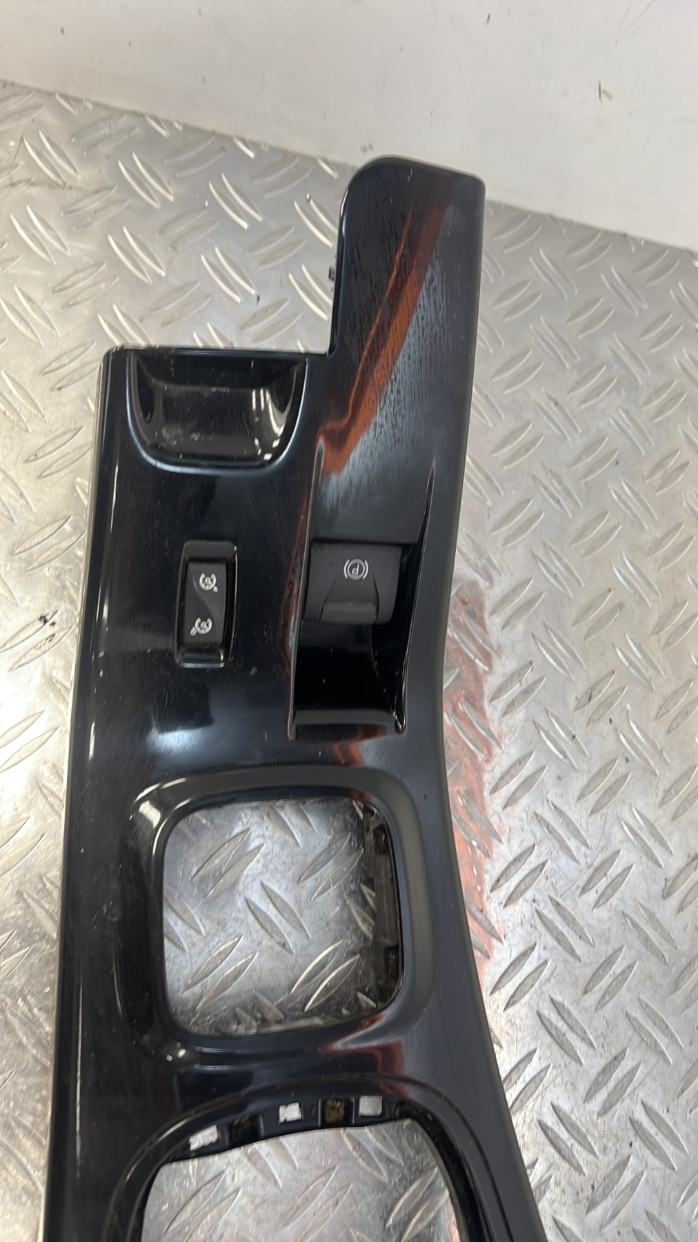 Console central (interieur plastique) RENAULT MEGANE 3 PHASE 3 – 969350007R