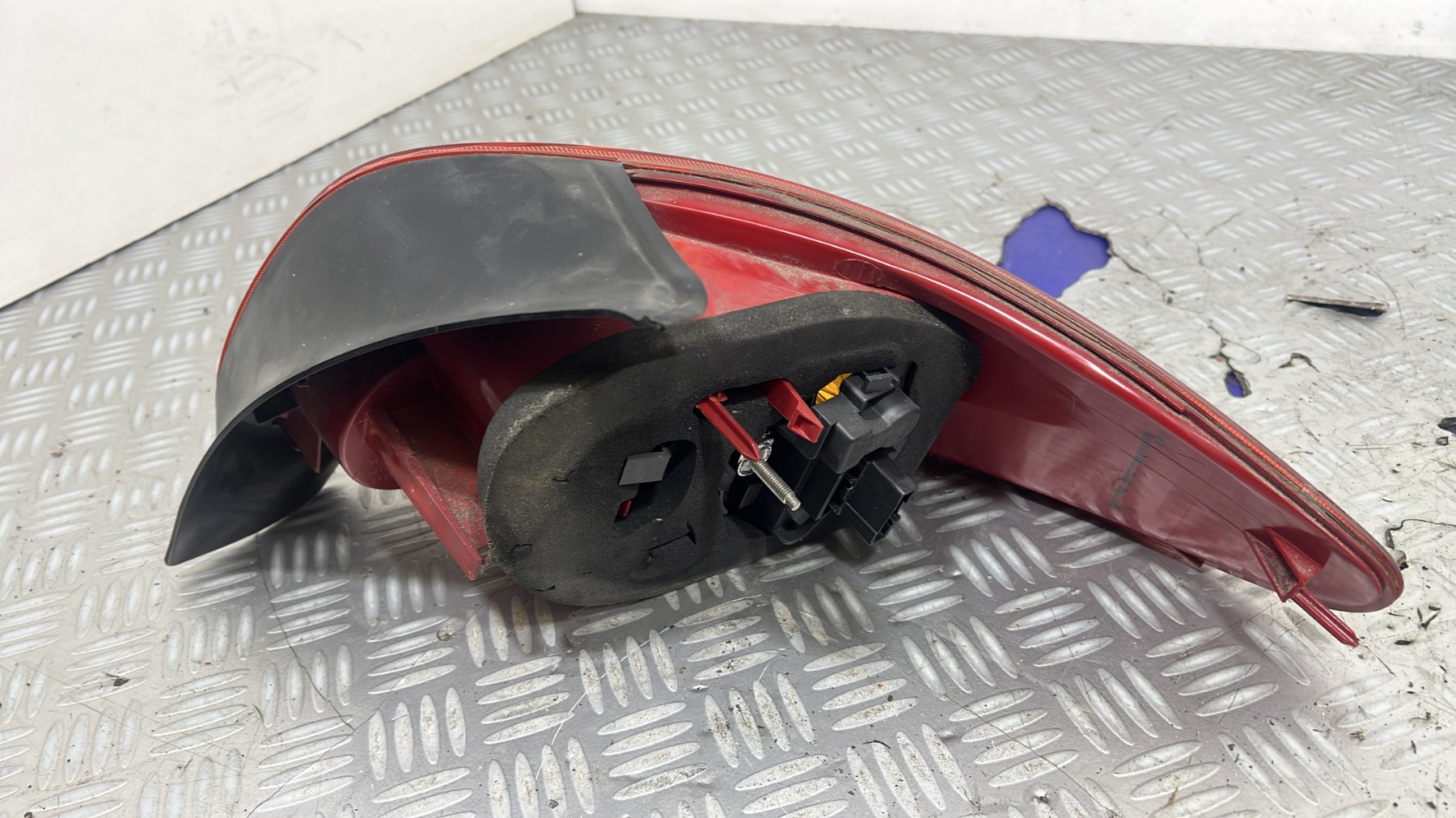 Feu arriere principal gauche (feux) PEUGEOT 206 PHASE 1 – 6350P1