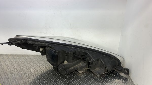 Optique avant principal gauche (feux)(phare) PEUGEOT 407 COUPE – 620882