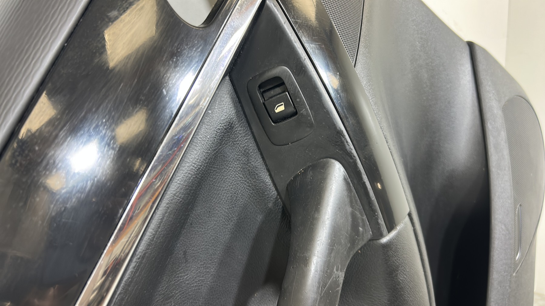 Panneau de porte arriere gauche CITROEN C4 GRAND PICASSO 1 – 96599568ZD