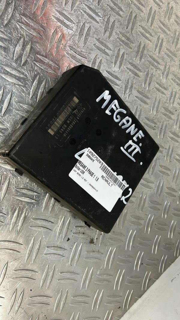 Boitier USM RENAULT MEGANE 3 PHASE 1 – 284B66441R