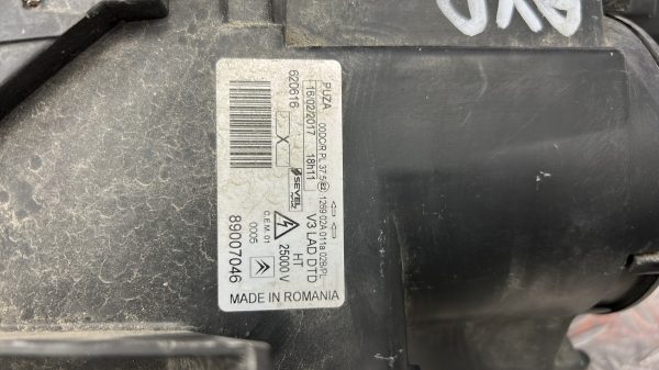 Optique avant principal droit (feux)(phare) CITROEN C8 – 89007046