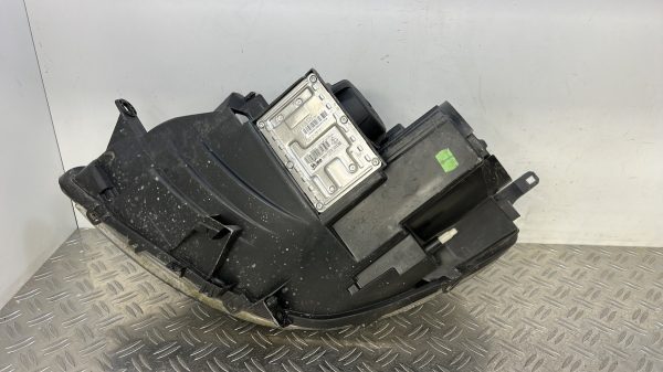 Optique avant principal droit (feux)(phare) CITROEN C8 – 89007046