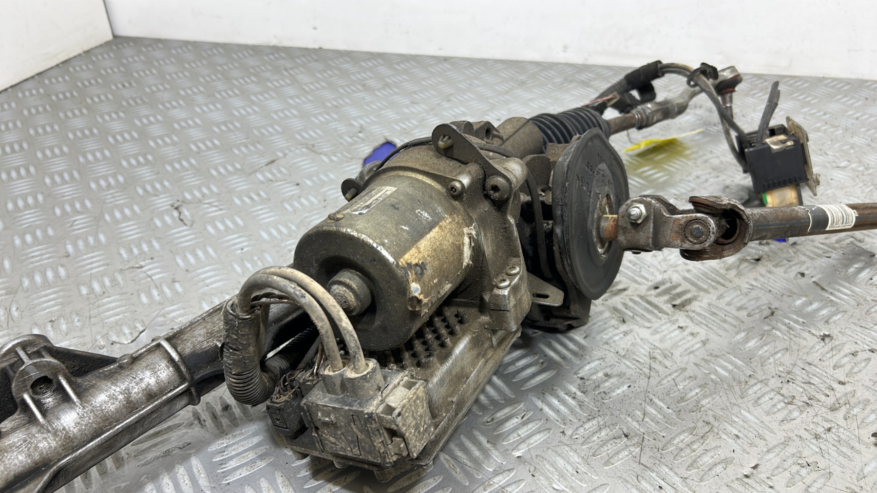 Cremaillere assistee PEUGEOT 207 PHASE 1 – 67000015318