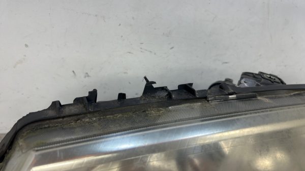 Optique avant principal gauche (feux)(phare) RENAULT MEGANE 2 PHASE 1 – 8200073220