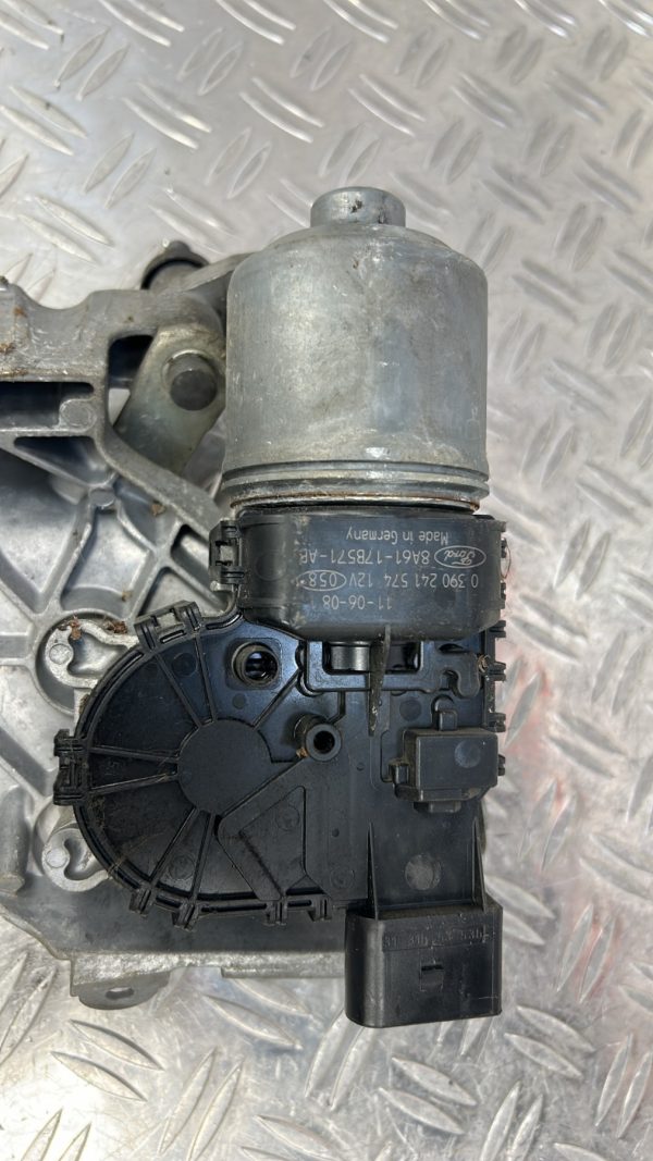 Moteur essuie glace avant FORD FIESTA 6 PHASE 1 – 8A6117B571