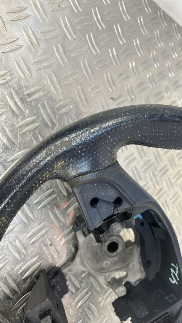 Volant PEUGEOT 1007 – 9644375077