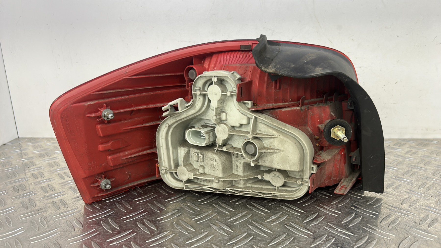 Feu arriere principal droit (feux) AUDI A3 2 PHASE 1 – 8P0945096016