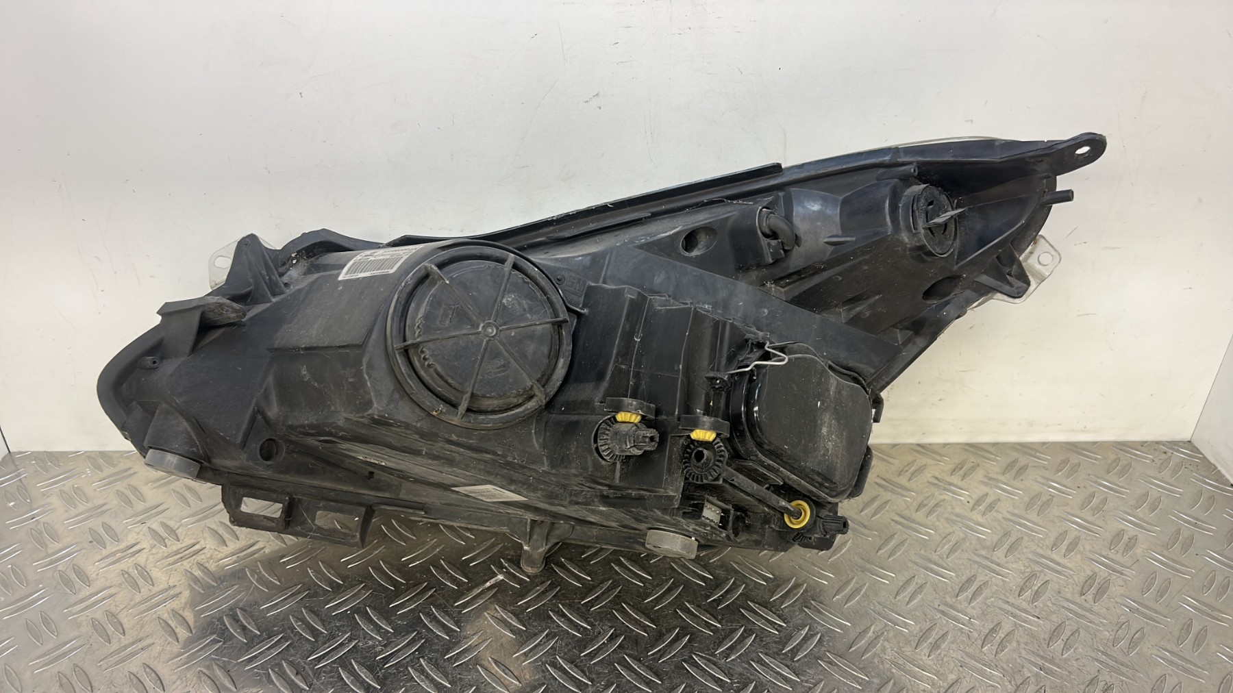 Optique avant principal droit (feux)(phare) OPEL CORSA D PHASE 1 – 89391390