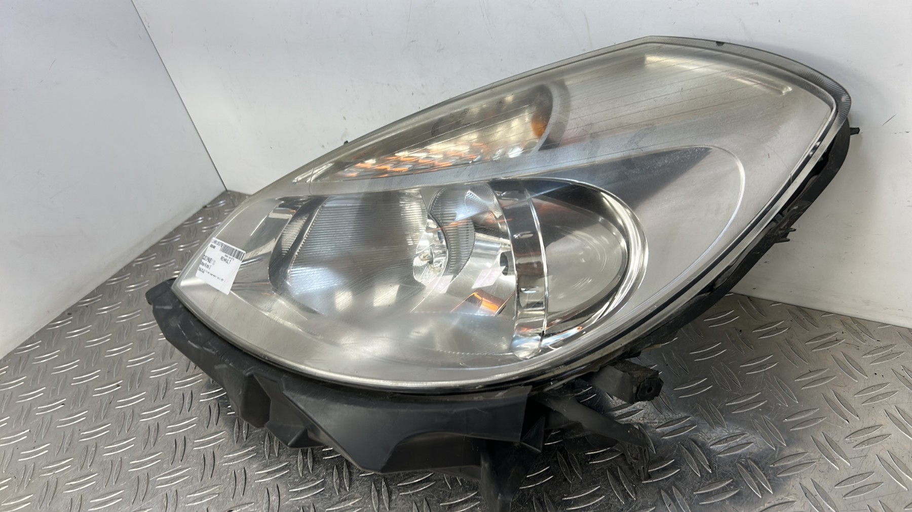 Optique avant principal gauche (feux)(phare) RENAULT CLIO 3 PHASE 1 8200244889
