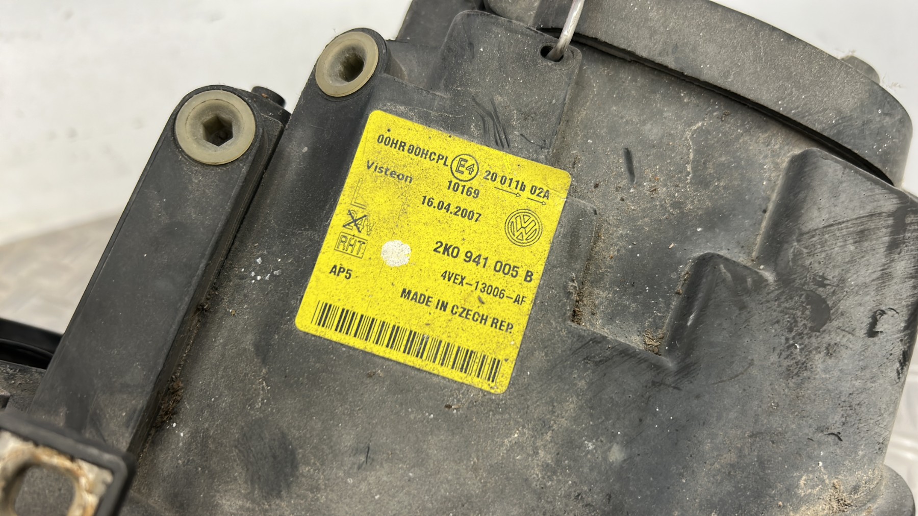 Optique avant principal gauche (feux)(phare) VOLKSWAGEN CADDY 2K0941005B