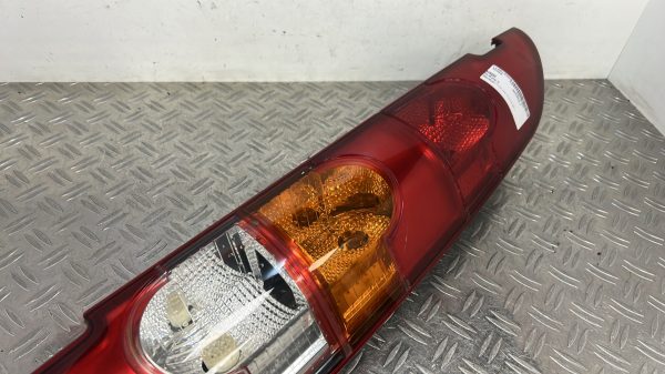 Feu arriere principal droit (feux) RENAULT KANGOO 8200150625
