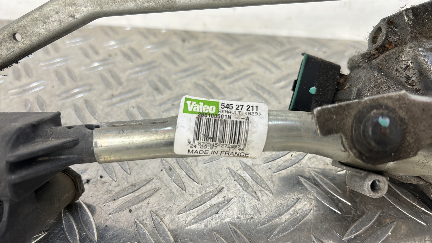 Moteur essuie glace avant RENAULT LAGUNA 3 PHASE 1 288100001N