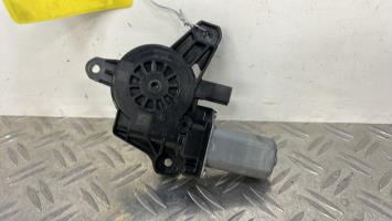 Moteur leve vitre arriere gauche MERCEDES CLASSE A 177 PHASE 2 A0009060808