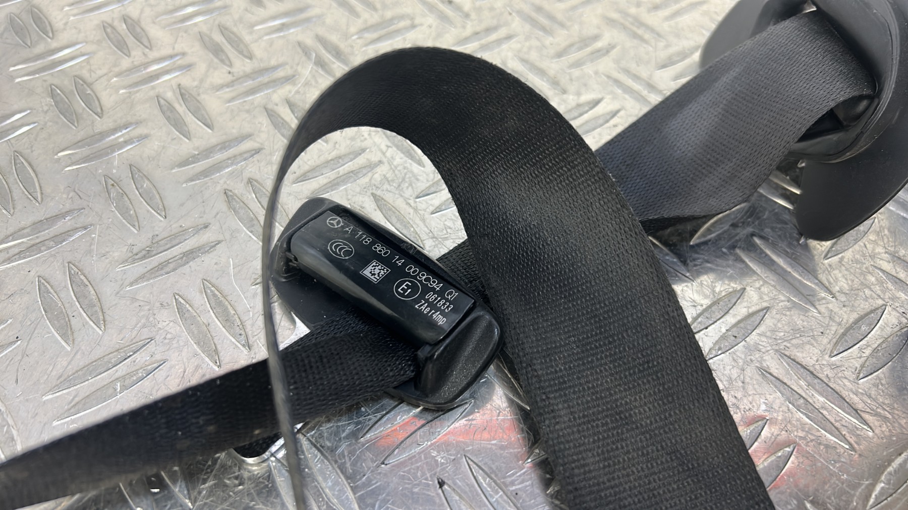 Ceinture avant droit MERCEDES CLASSE A 177 PHASE 2 A1188601400