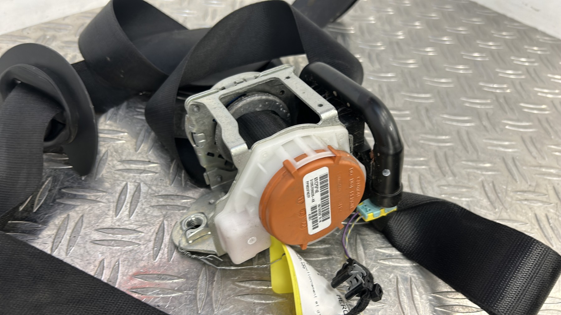 Ceinture avant droit MERCEDES CLASSE A 177 PHASE 2 A1188601400