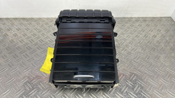 Console central (interieur plastique) MERCEDES CLASSE A 177 PHASE 2 A1776805701
