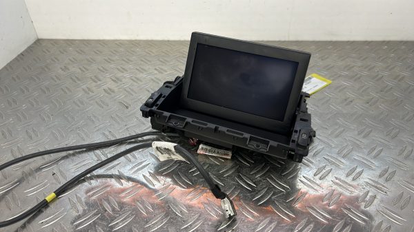 Ecran GPS PEUGEOT 5008 1 PHASE 1 96735367ZD