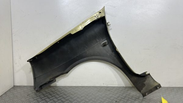 Aile avant droit RENAULT CLIO 2 PHASE 2 8200052380