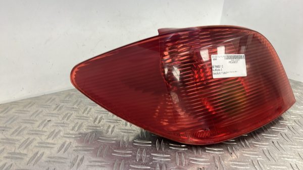 Feu arriere principal gauche (feux) PEUGEOT 307 PHASE 1 6350P3