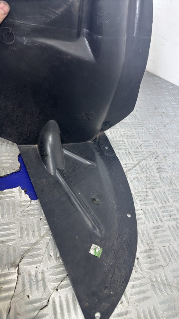 Pare boue arriere droit PEUGEOT 308 1 SW PHASE 1 BREAK 9681442580